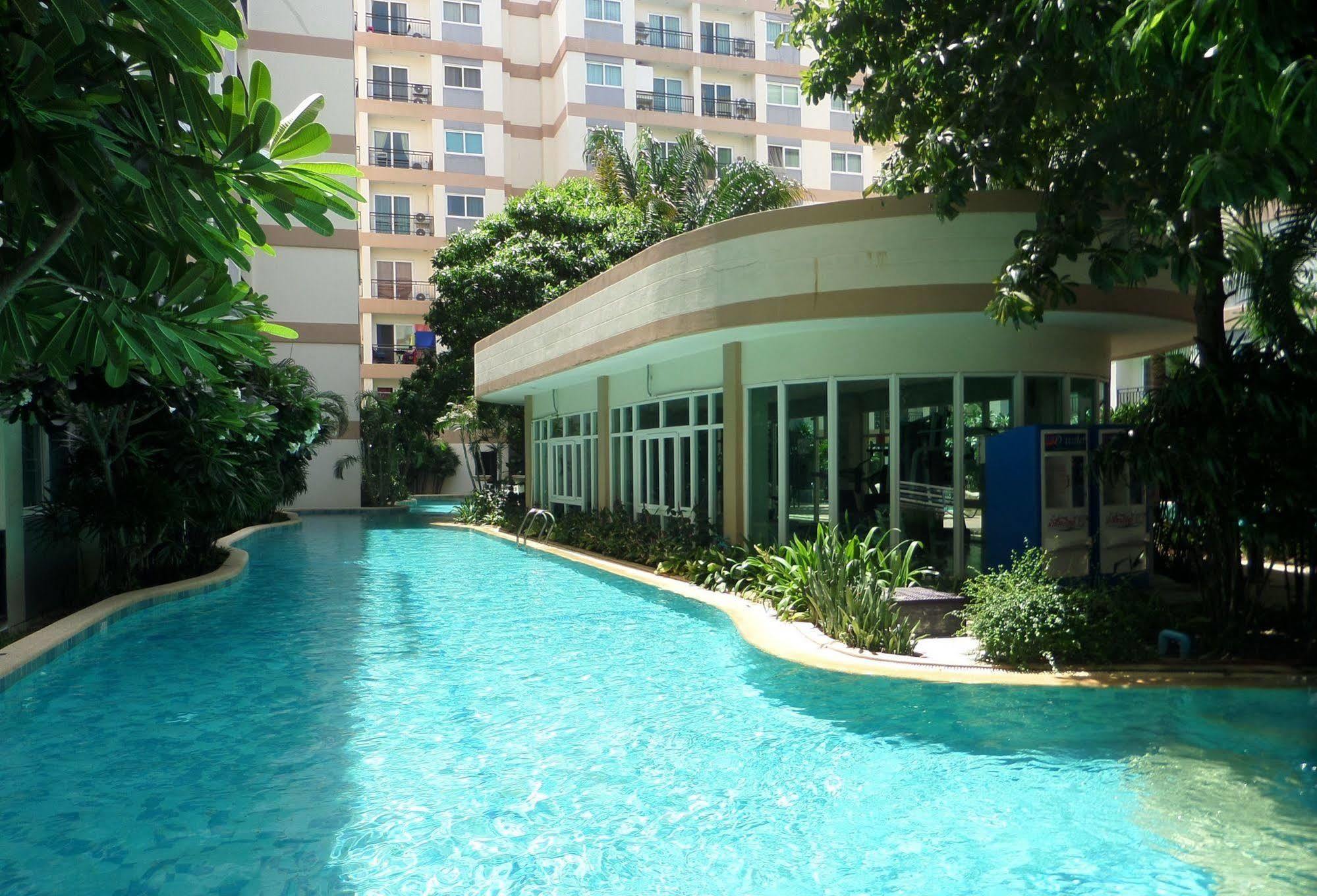 Park Lane Resort By West Joint Venture Jomtien Exterior foto