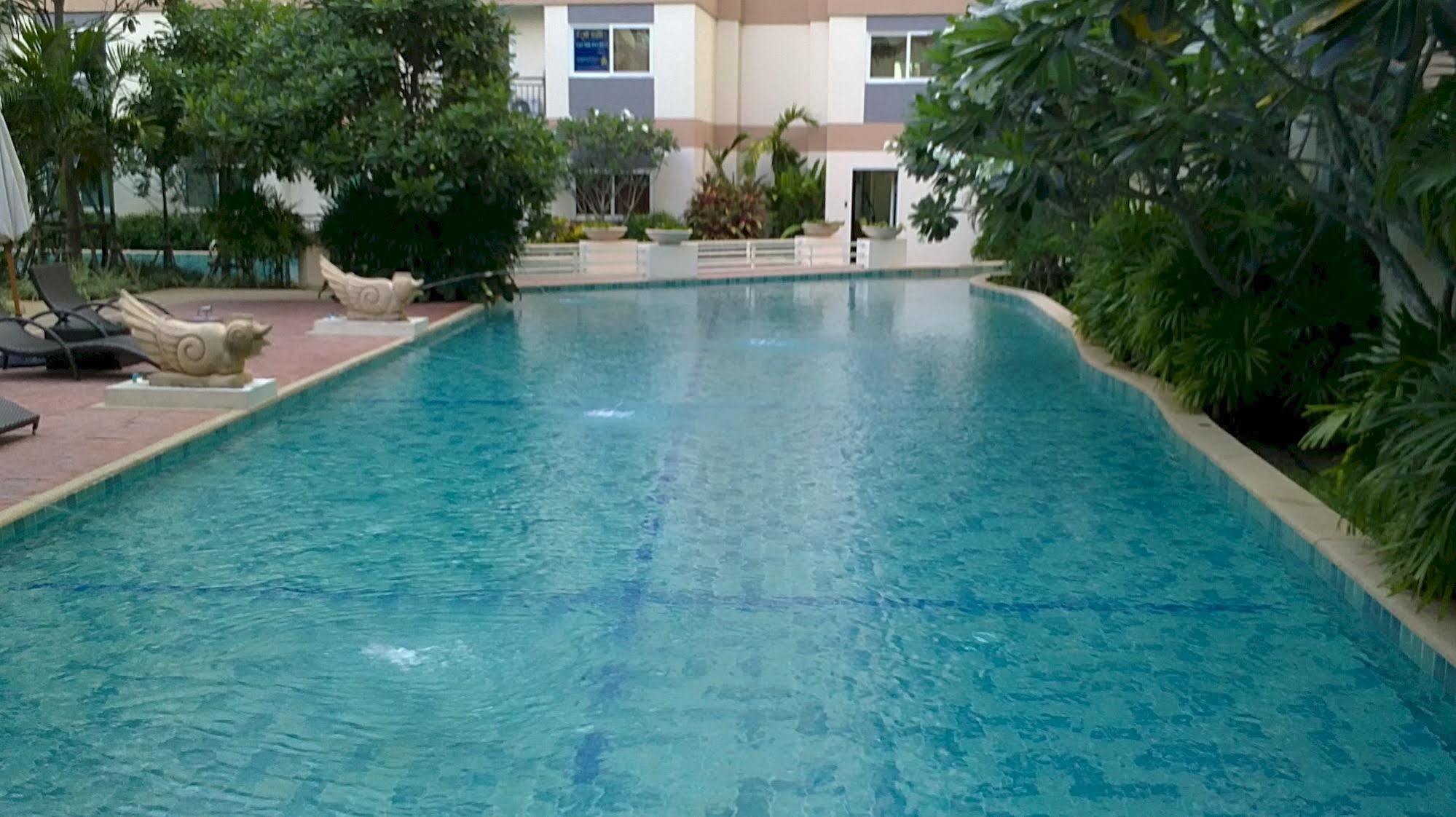 Park Lane Resort By West Joint Venture Jomtien Exterior foto