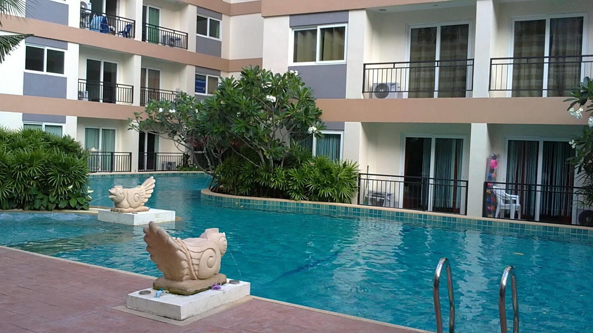 Park Lane Resort By West Joint Venture Jomtien Exterior foto